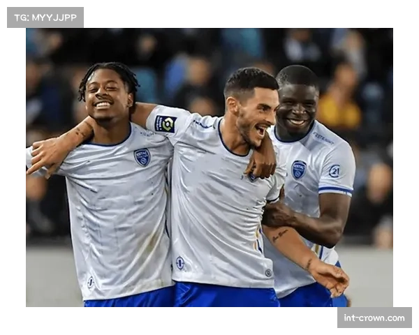 科隆临时拼凑防线默契度不足 许伯斯基利安伤缺影响体系完整性